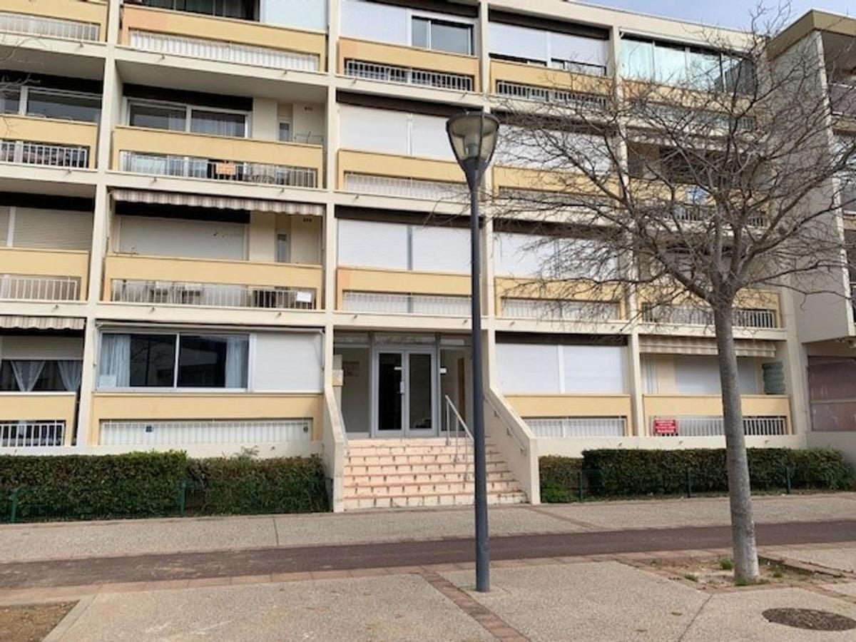 Appartement Climatise Avec Balcon, Parking Prive, Wifi - Proche Thermes Et Etang - Fr-1-503-23 Balaruc-les-Bains Kültér fotó